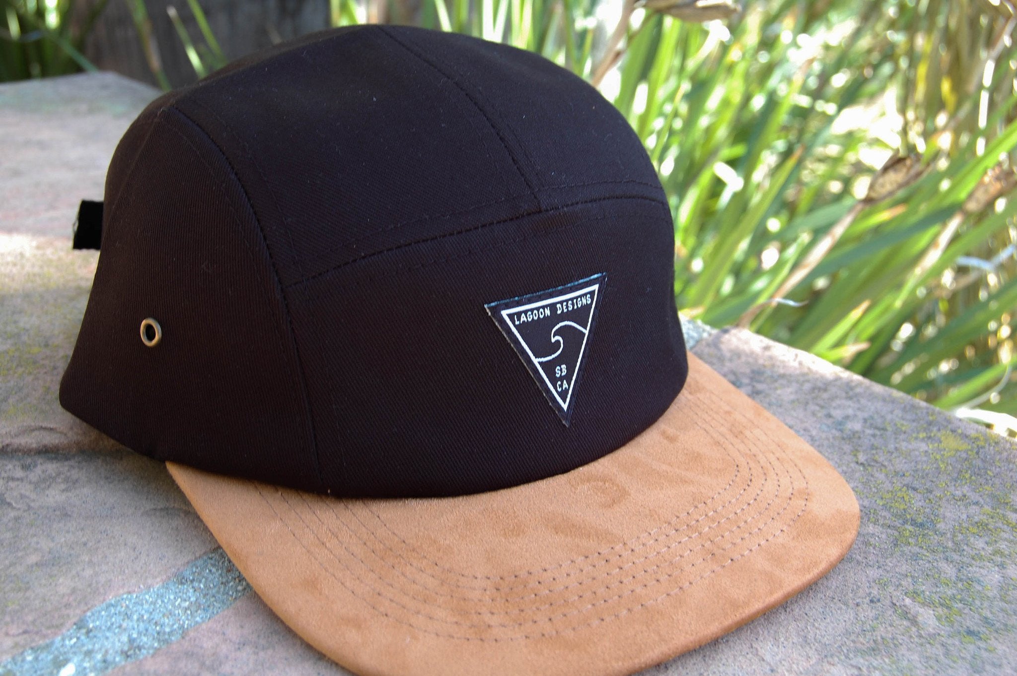 5 Panel - L A G O O N DESIGNS